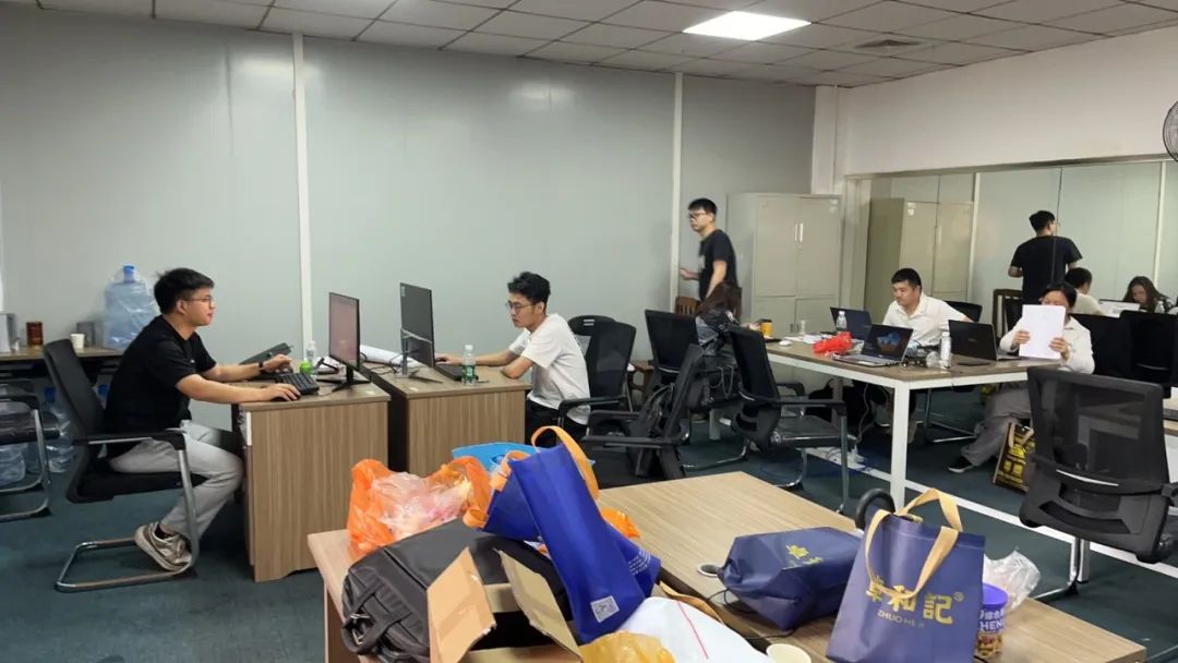 《致敬，斗争的青春》